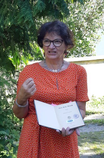 Frau Elisabeth Hafner