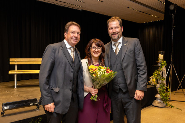 Ursula mit Mag. Egger und Hrn. Macher vom BKG